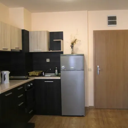 Apartament S Vidom Na Bassein شقة سفيتي فلاس